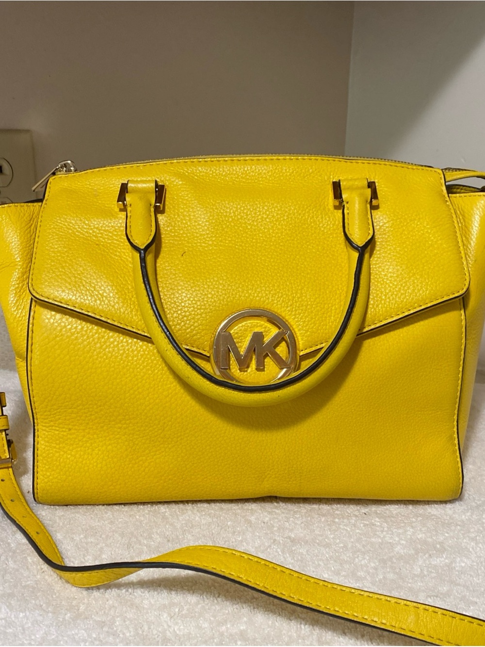Michael Kors Bright Yellow Leather Shoulder bag with MK Emblem